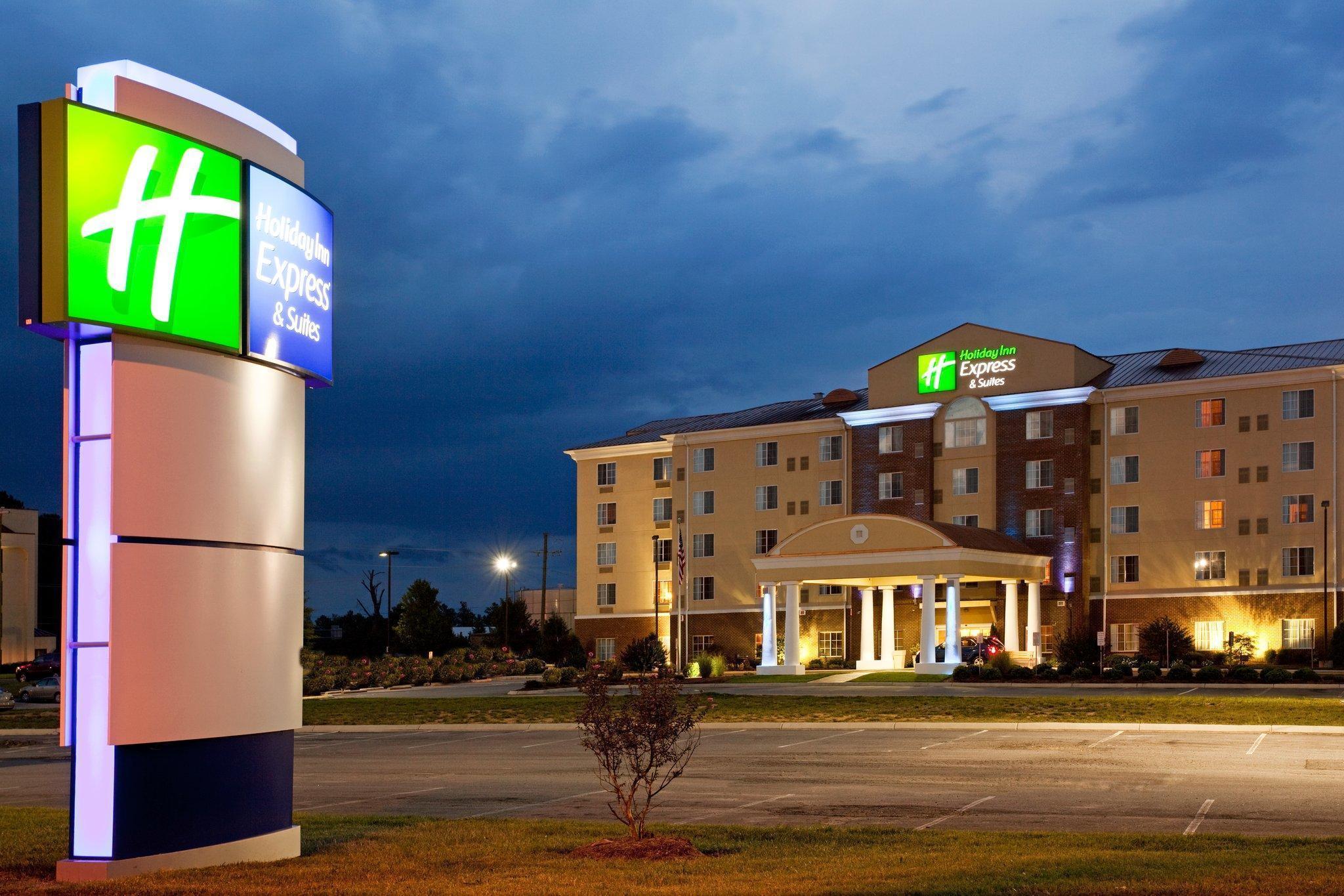 Holiday Inn Express Hotel And Suites Petersburg - Fort Lee By Ihg Exterior photo