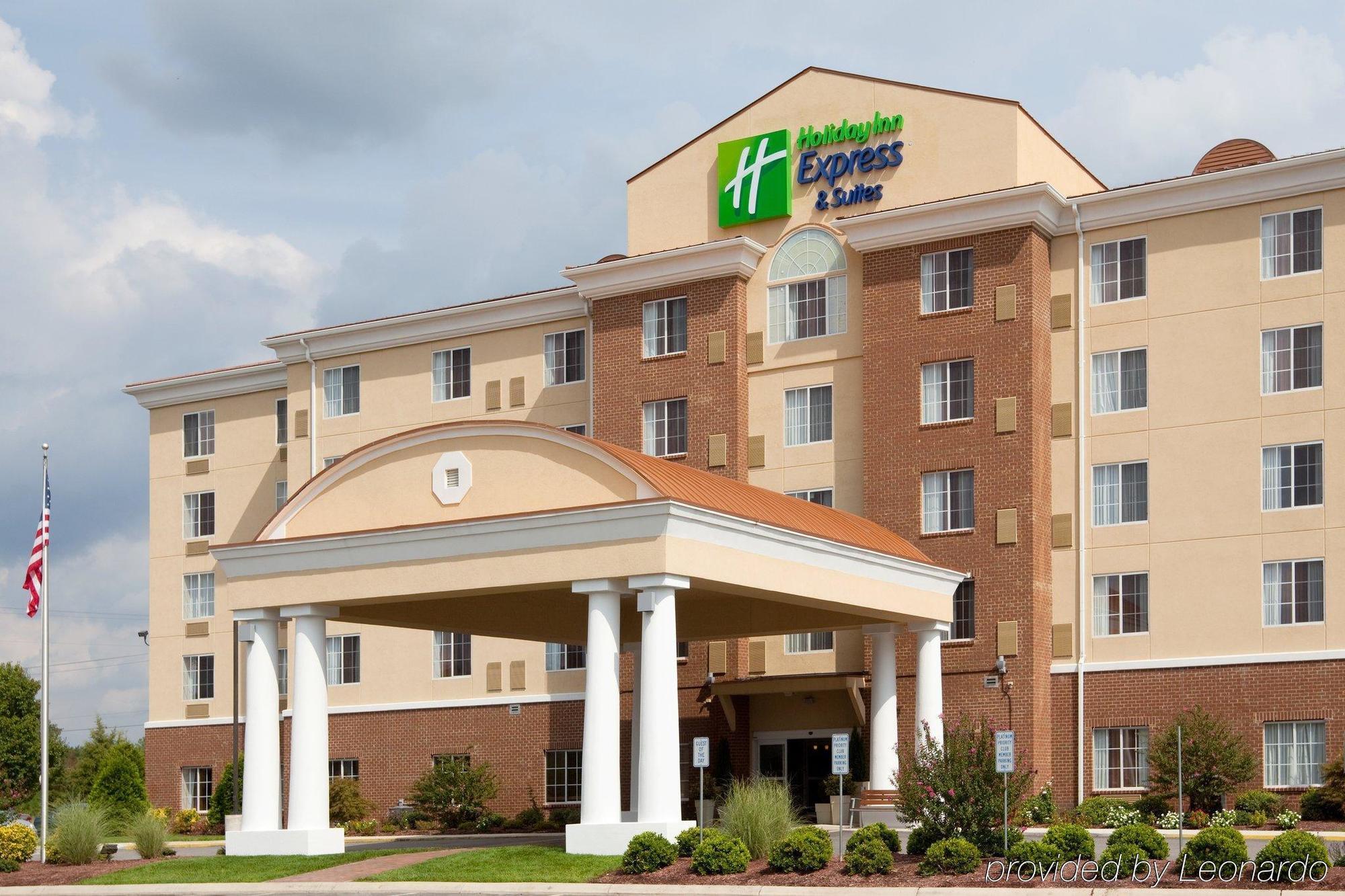 Holiday Inn Express Hotel And Suites Petersburg - Fort Lee By Ihg Exterior photo