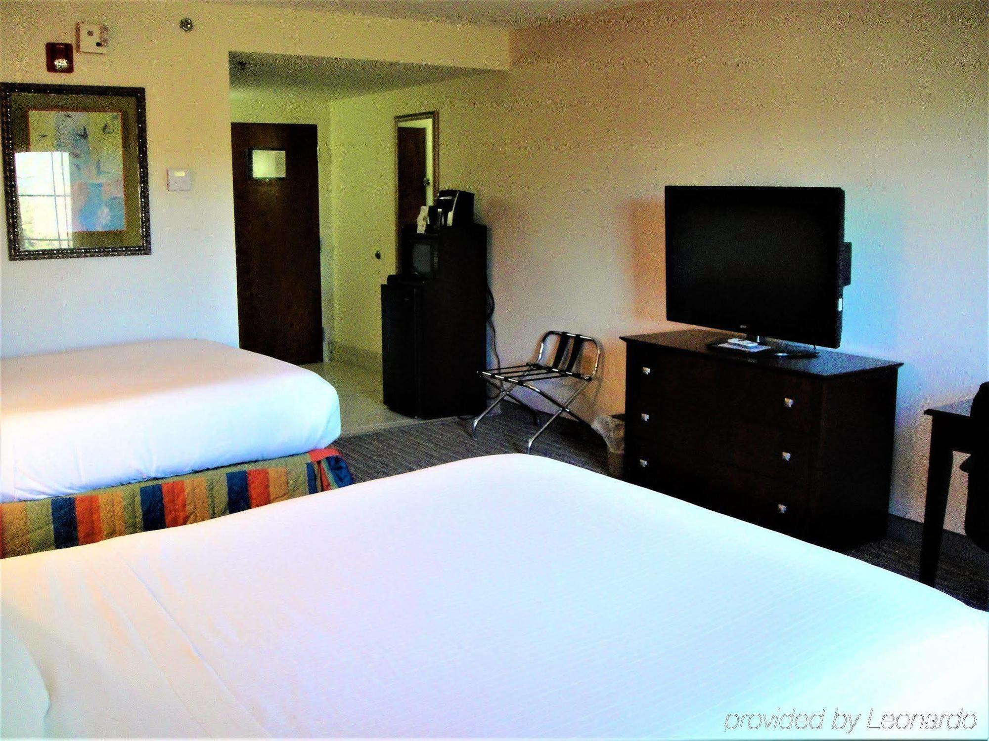 Holiday Inn Express Hotel And Suites Petersburg - Fort Lee By Ihg Exterior photo